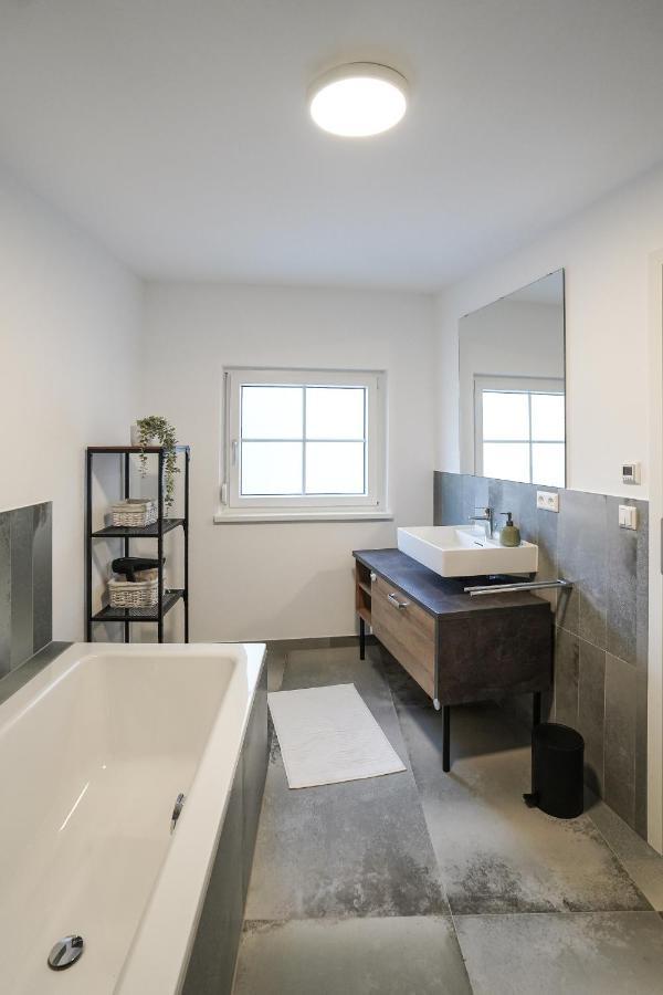 Theodor Apartment *