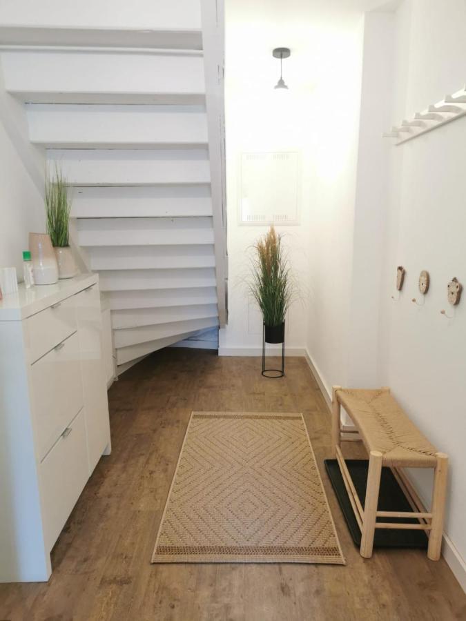 Theodor Apartment *